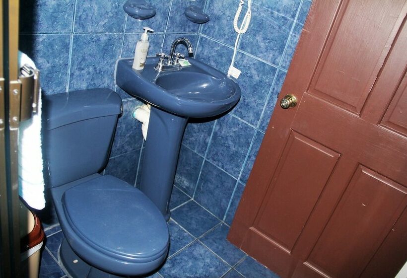 Cabinas Mansión Tropical Quepos