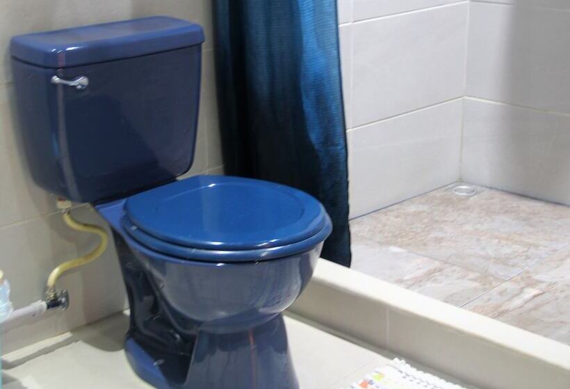 Cabinas Mansión Tropical Quepos