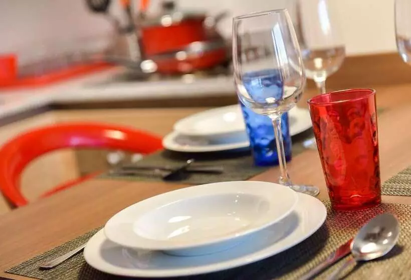 Domus Suites