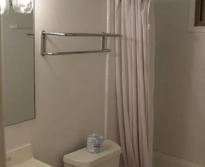 Hotelli Catskill Seasons Inn