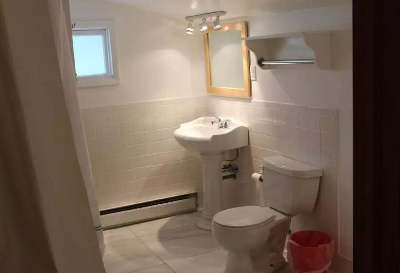 Hotelli Catskill Seasons Inn