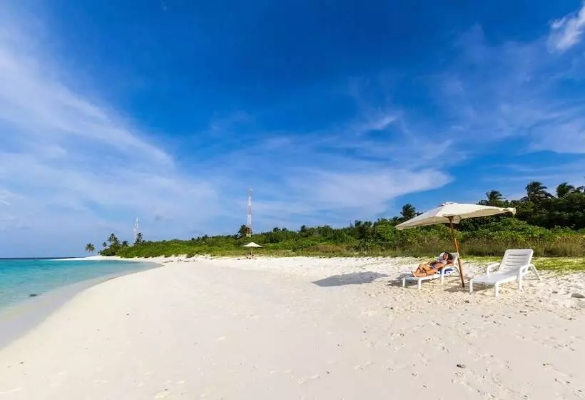 هتل Feridhoo Inn
