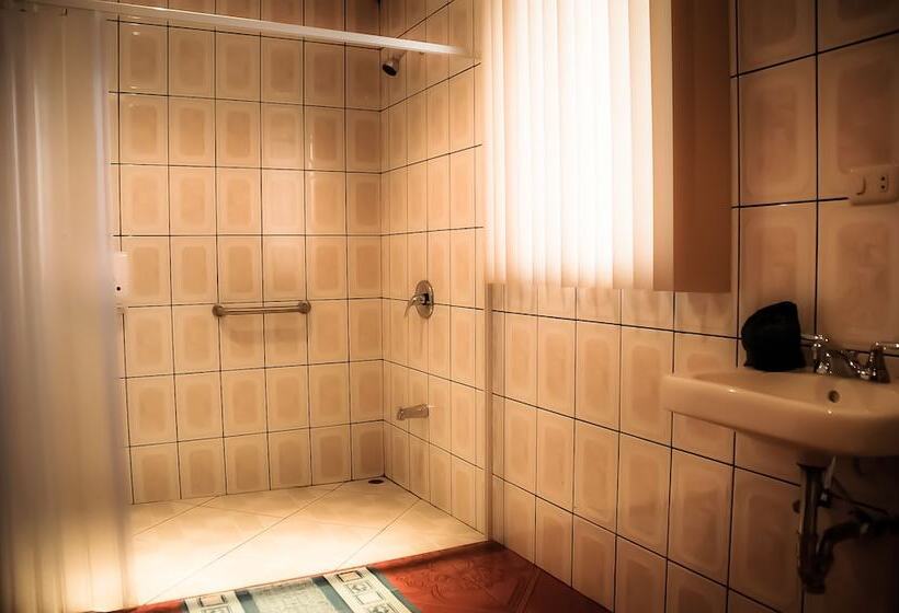 Отель Las Brumas