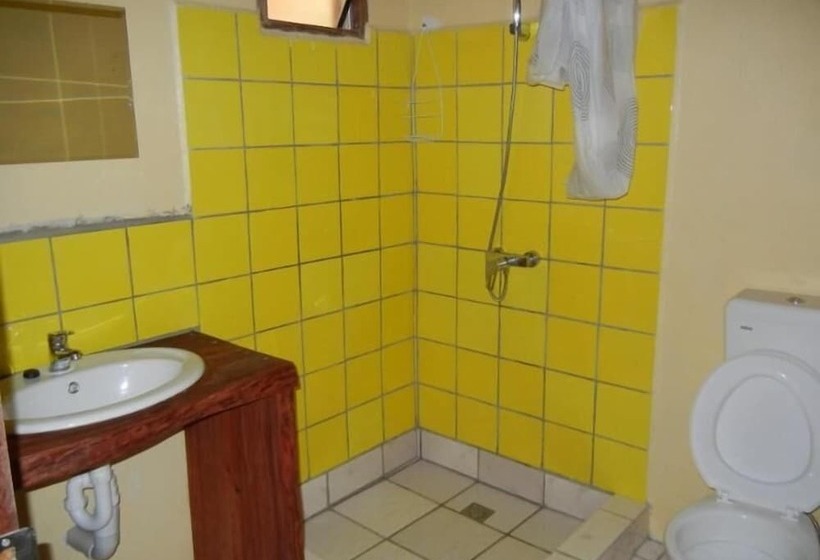 هتل Malekula Holiday Villas