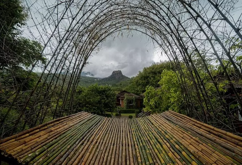 هتل Popa Garden Resort