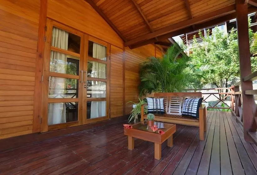 هتل Popa Garden Resort