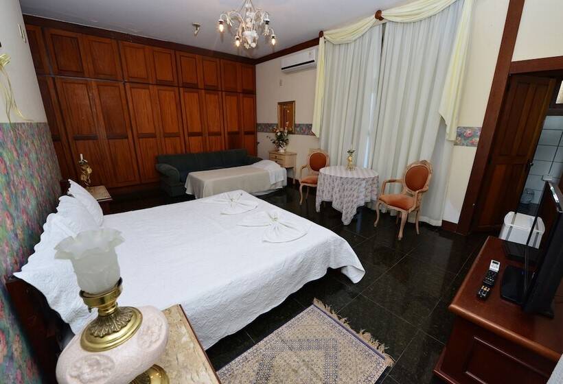 ホテル Pousada Europa Caldas Novas