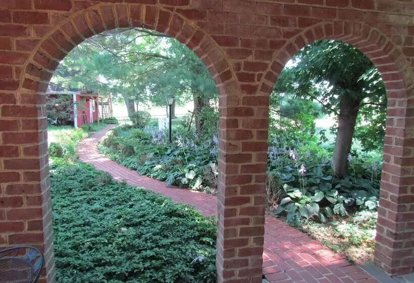 Hotelli Smoketown Inn