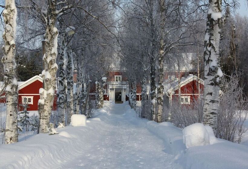 Otel Svanstein Lodge