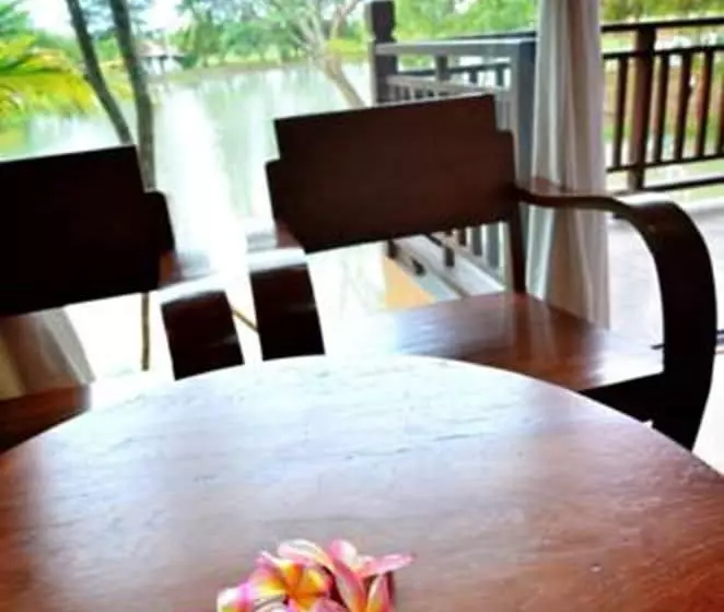 Hotelli The Grand Jamjuree Resort Lamphun