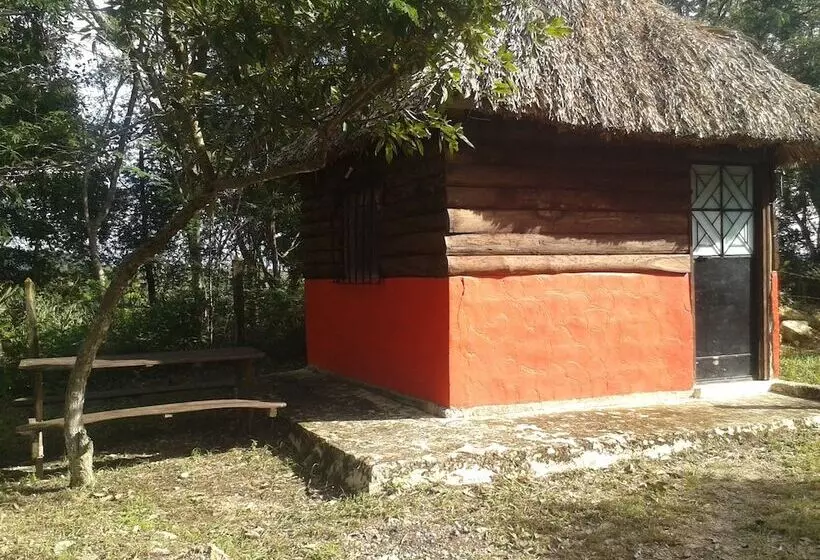 Hotelli Y Cabañas Xanfari