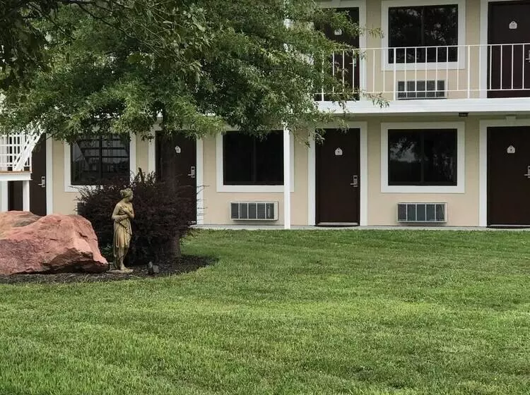 Motelli Garden Inn Truck Plaza