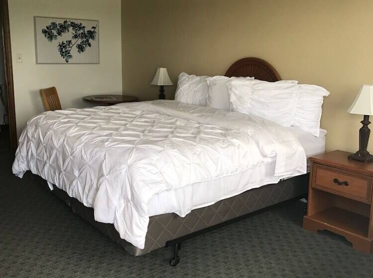 מוטל Garden Inn Truck Plaza