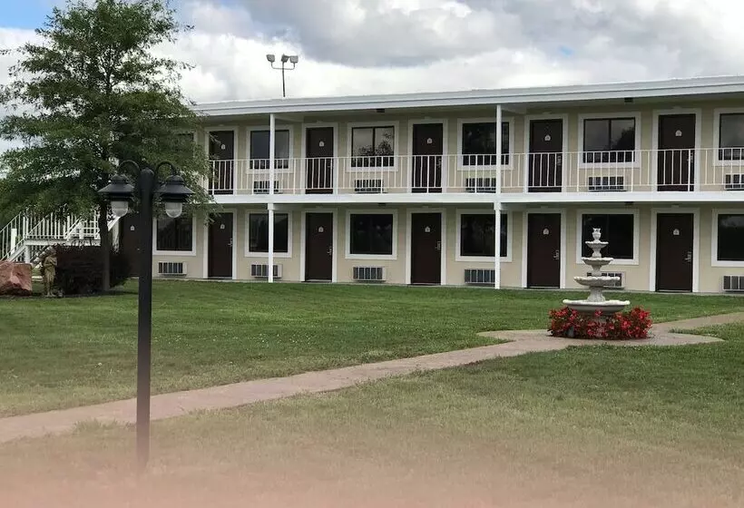 Motelli Garden Inn Truck Plaza