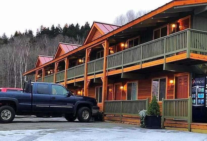 モーテル Moose Mountain Inn