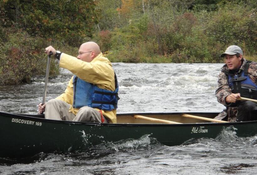 モーテル Moose Mountain Inn