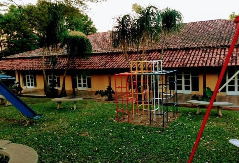 モーテル Pousada Hipica Barão