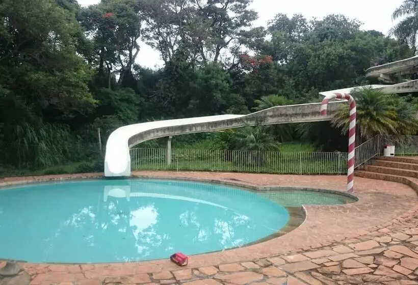 モーテル Pousada Hipica Barão