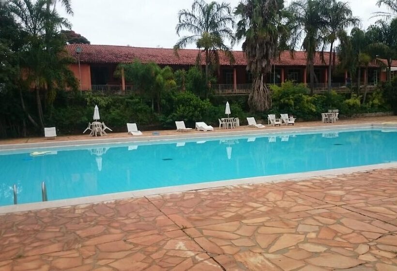 モーテル Pousada Hipica Barão