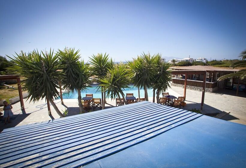 פנסיון Aeraki Studios & Apartments