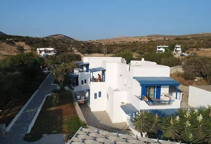 Majatalo Aeraki Studios & Apartments