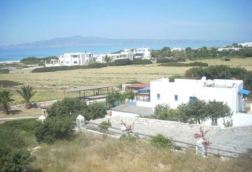 פנסיון Aeraki Studios & Apartments