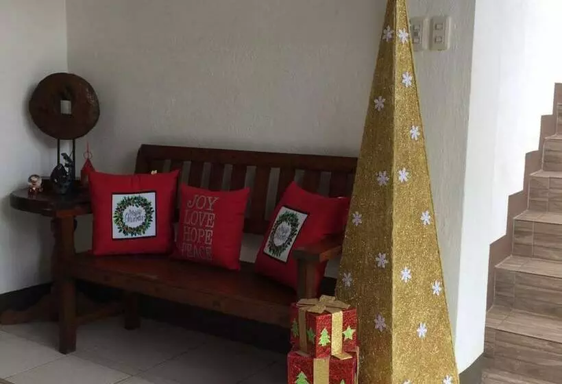 ペンション Highway To H Inn   Danao