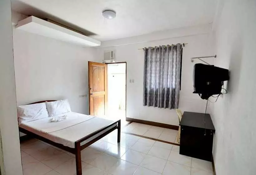 ペンション Highway To H Inn   Danao