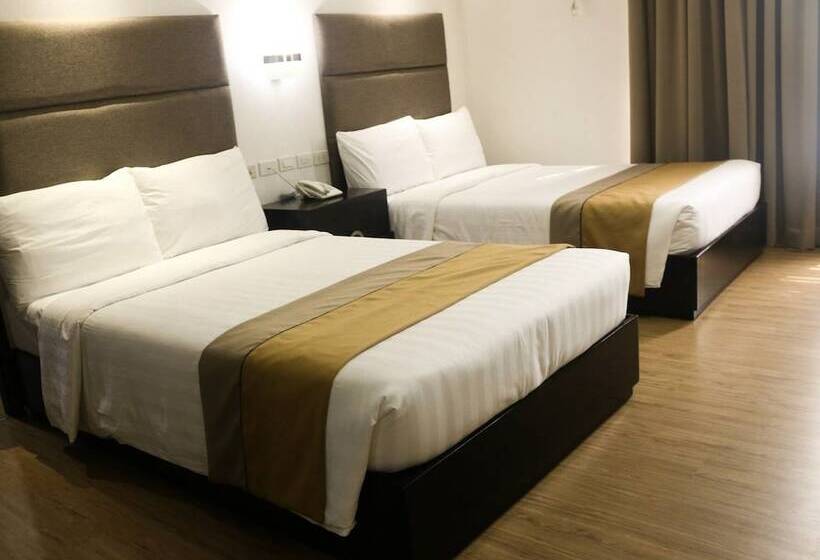 Queen Margarette Hotel   Downtown