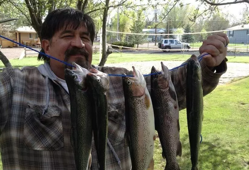 Rainbow S End Resort On Rainbow Lake