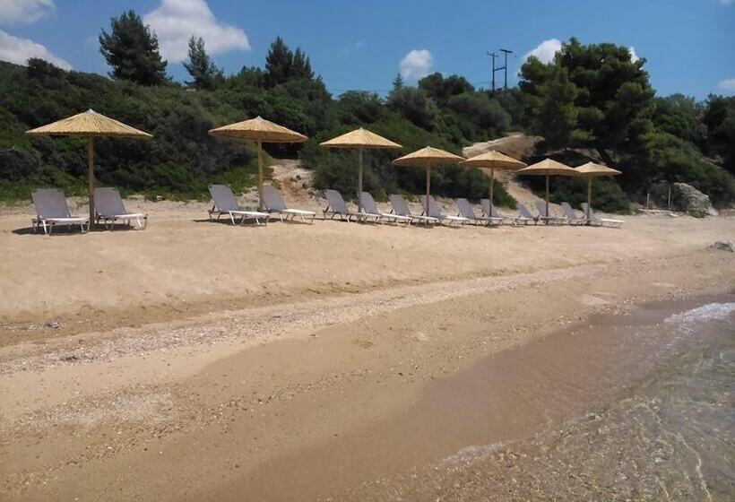 Red Coral Apartments