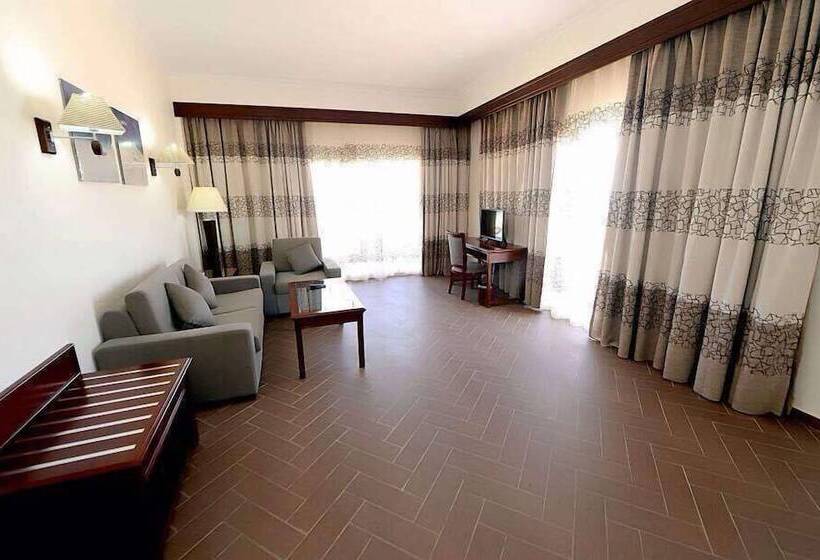 Savanna Empire Hotel And Resort Spa