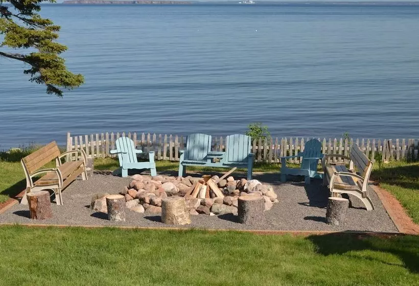 Sea Parrot Ocean View Resort