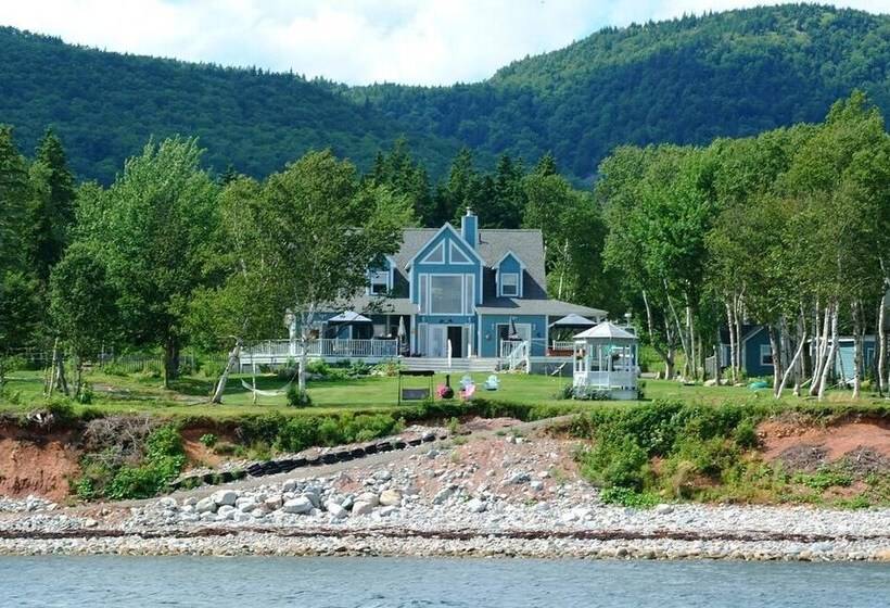 Sea Parrot Ocean View Resort