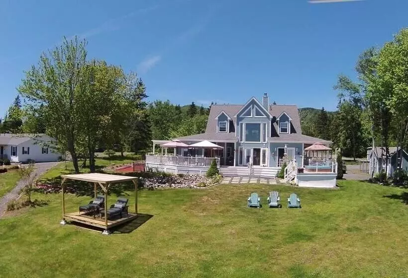 Sea Parrot Ocean View Resort