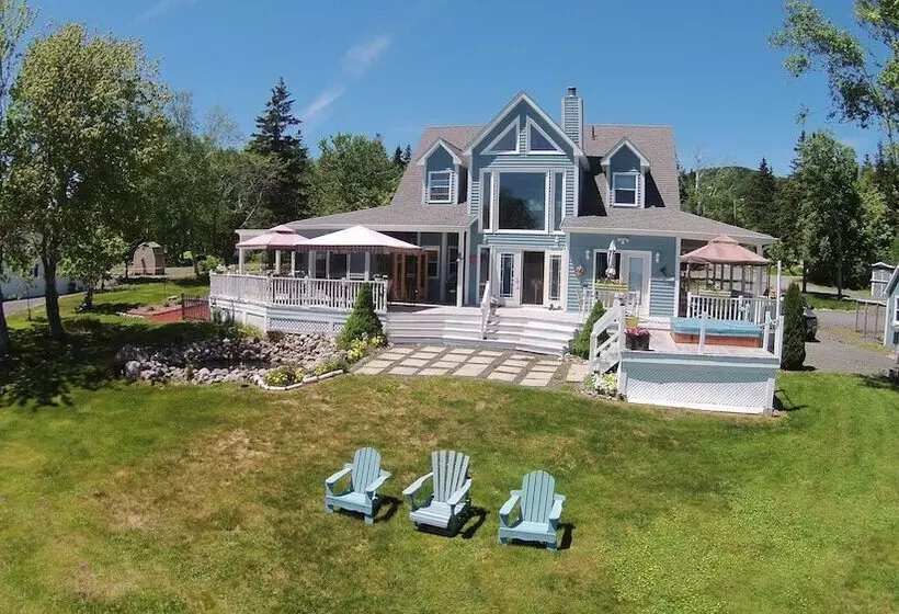 Sea Parrot Ocean View Resort