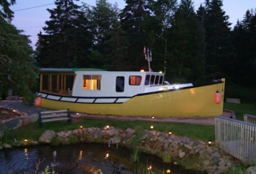 Sea Parrot Ocean View Resort