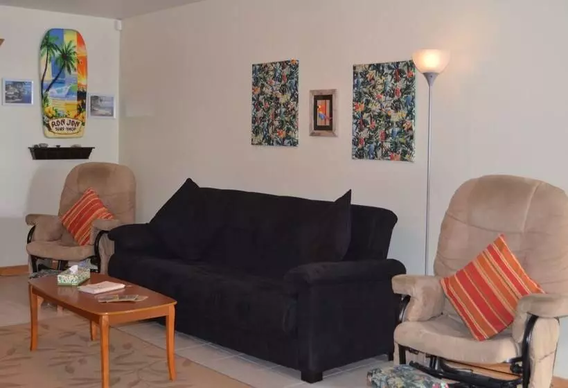 Sea Parrot Ocean View Resort