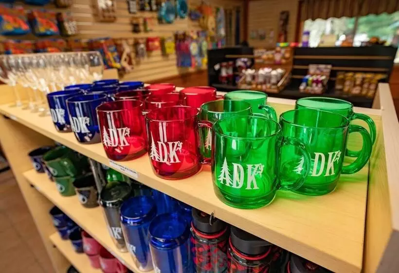 Sun Retreats Adirondack Gateway