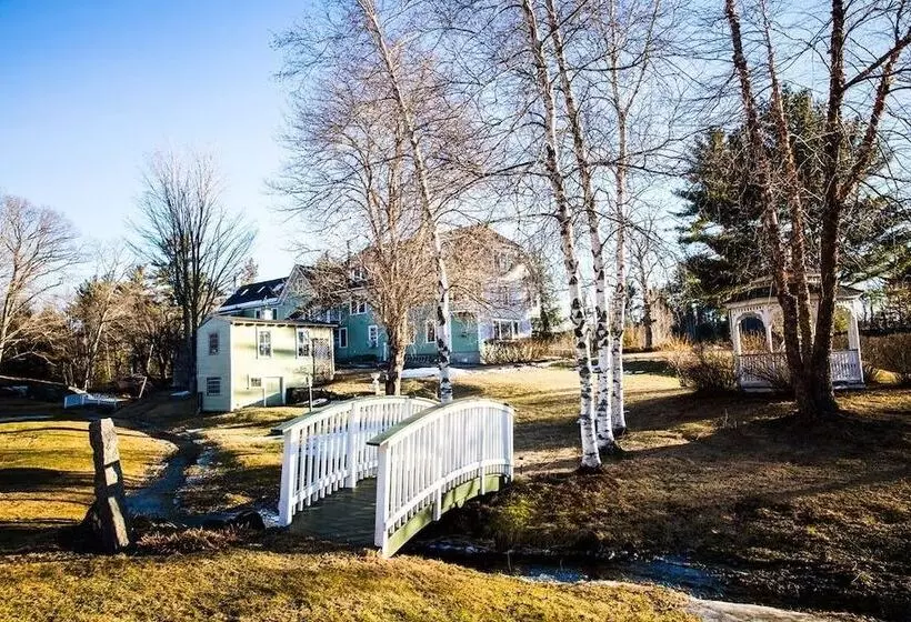 Aamiaismajoitus (B&B) Rosewood Country Inn