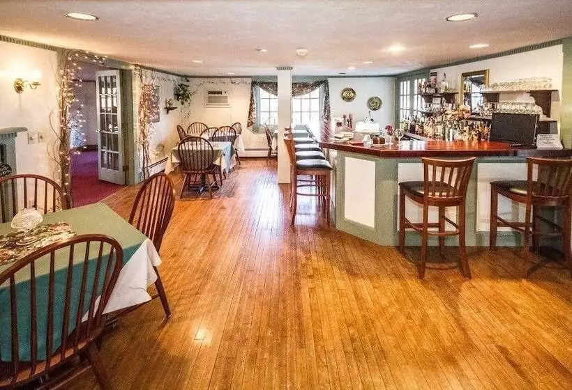 Aamiaismajoitus (B&B) Rosewood Country Inn