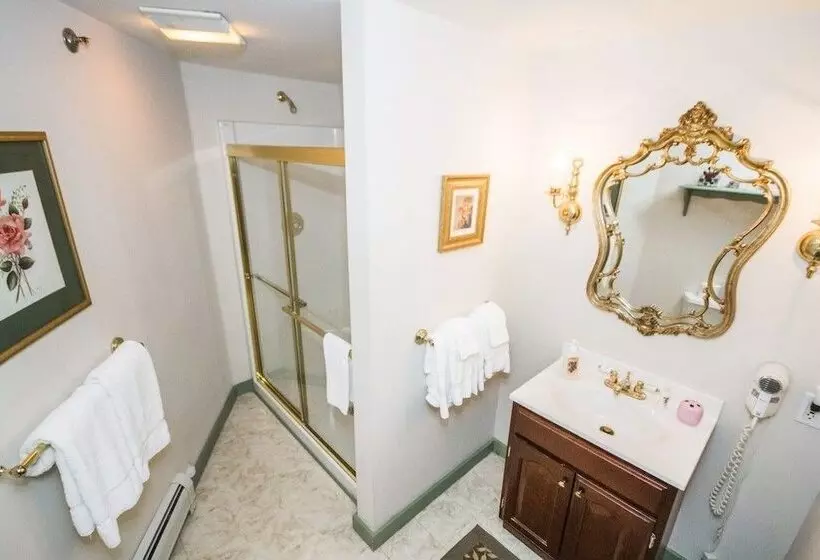 Aamiaismajoitus (B&B) Rosewood Country Inn