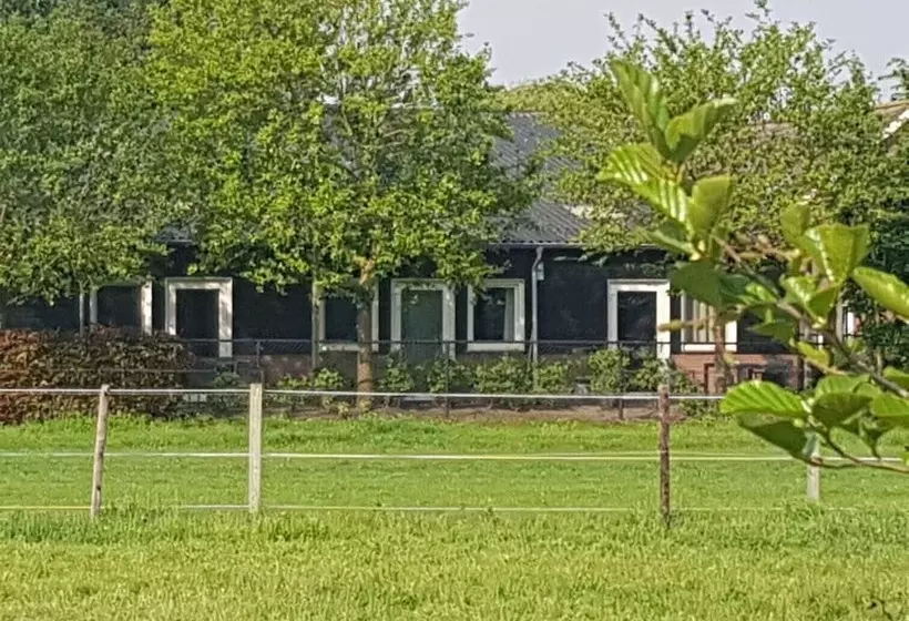 Aamiaismajoitus (B&B) Studio Verhuur Jamzes