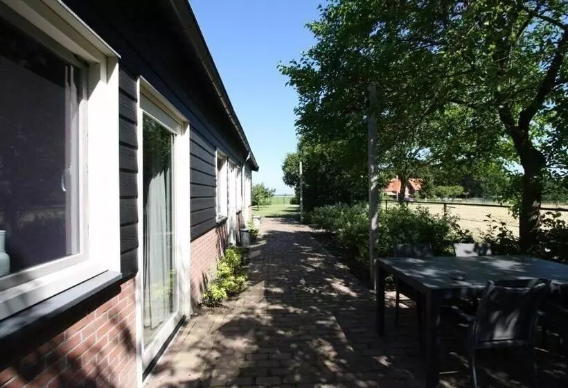 Aamiaismajoitus (B&B) Studio Verhuur Jamzes