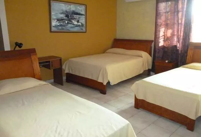 Canal Inn B&b Panama