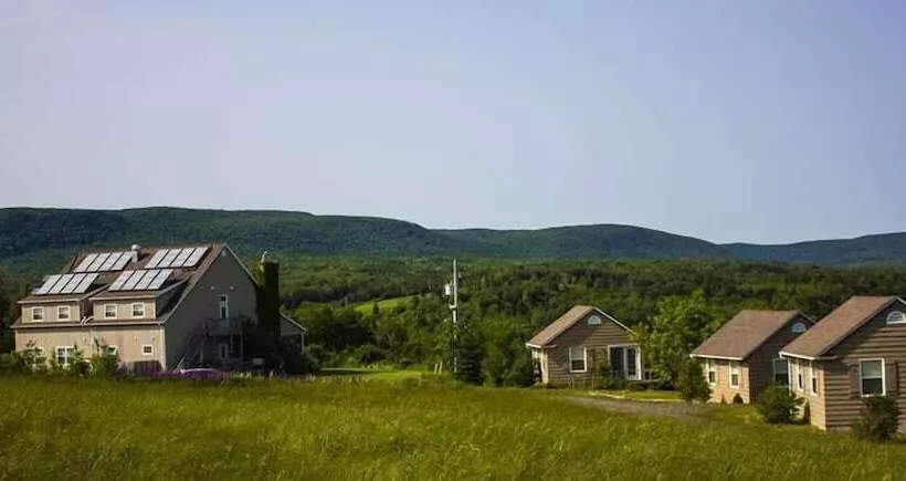 Chanterelle Inn & Cottages