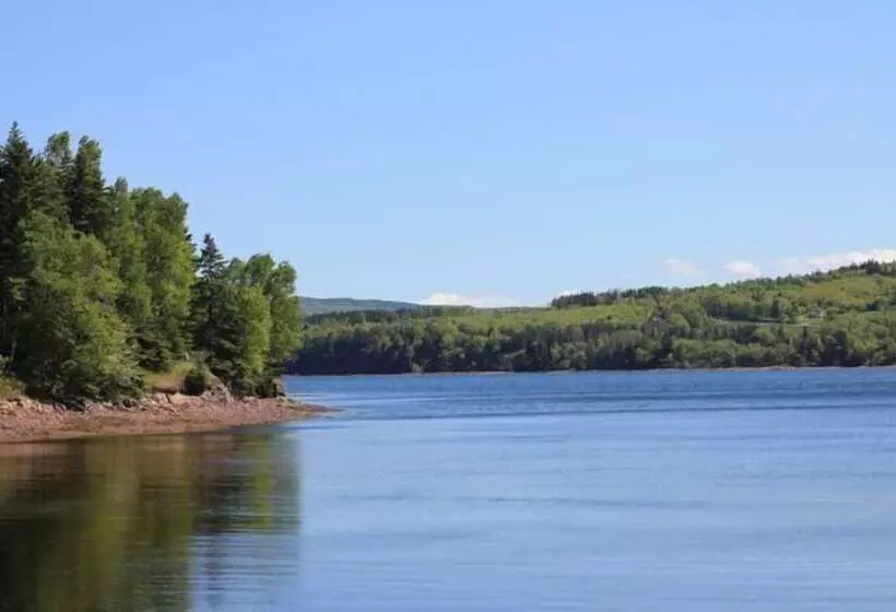 Chanterelle Inn & Cottages