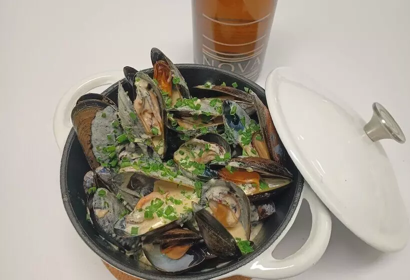 Chanterelle Inn & Cottages