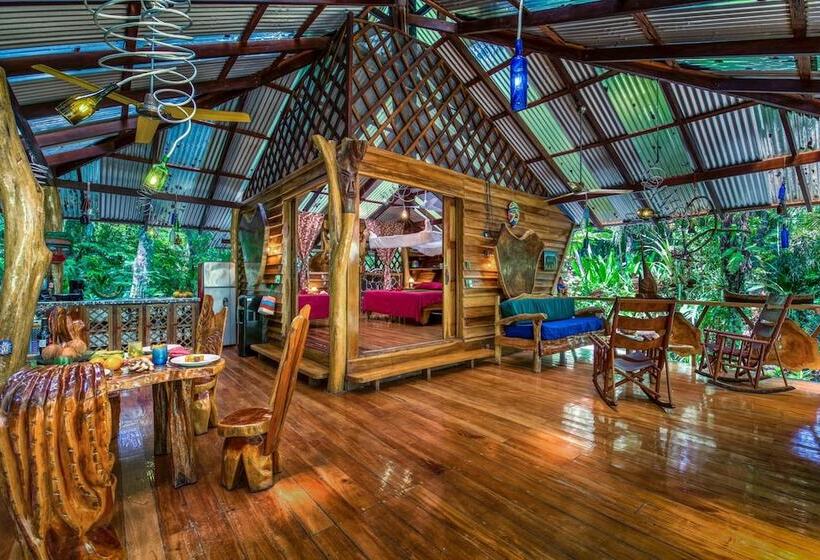 Congo Bongo Ecovillage Costa Rica