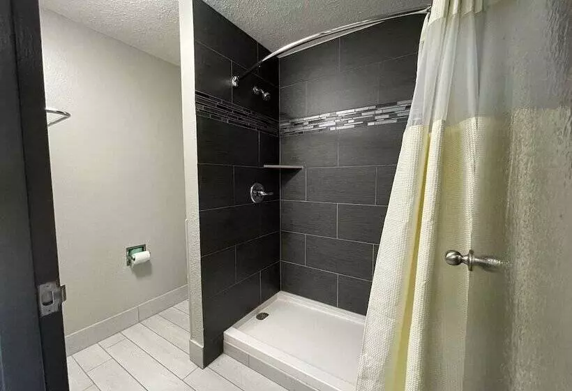 D Arbonne Lake Motel